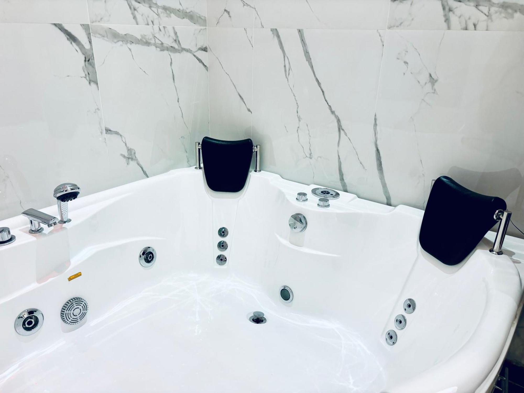 Matriosca Suites Рим Экстерьер фото